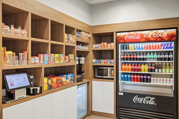 Snack bar