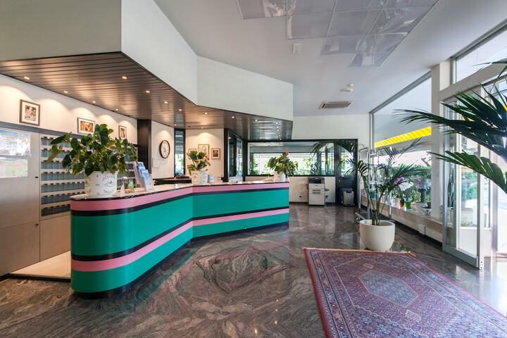 Hotel 2 of 66