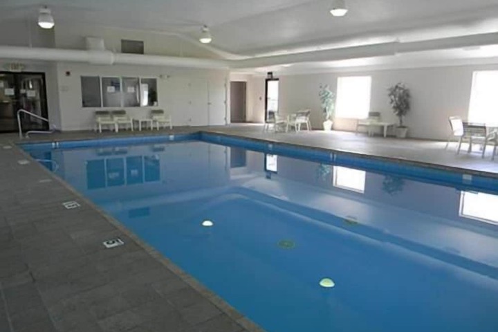 Pool 18 of 38