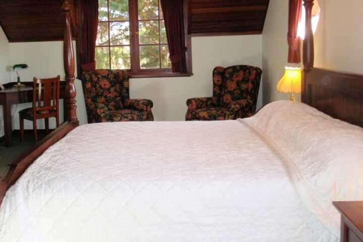 Room 4 of 46