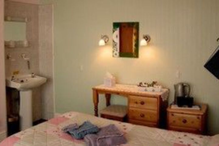 Room 29 of 35