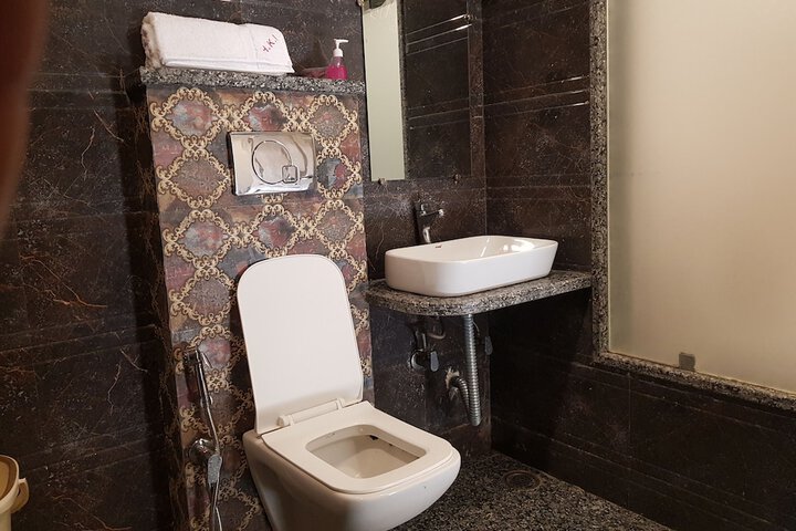 Clean Restrooms