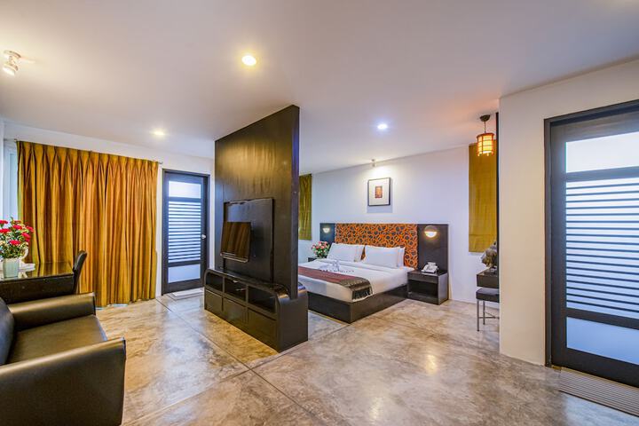Room 30 of 64