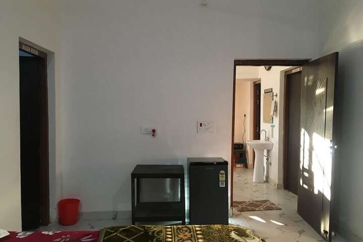 Room 7 of 29