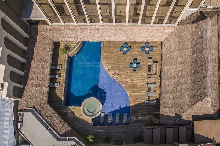 Pool 49 of 83
