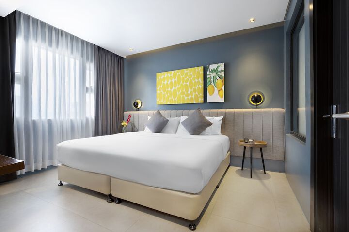 Room 49 of 156