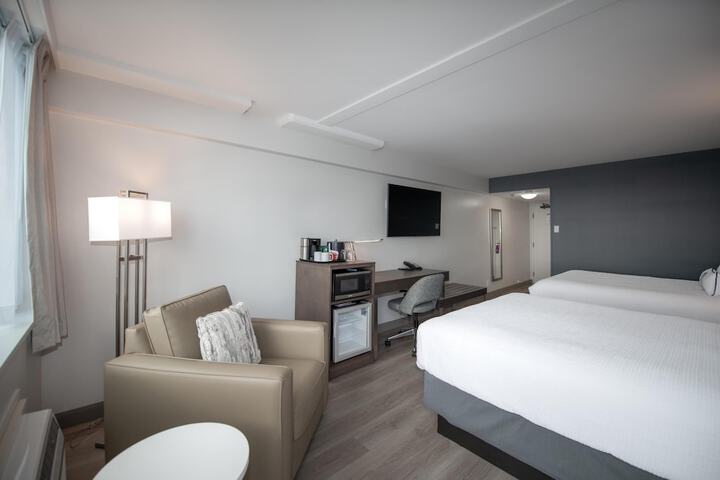 Room 16 of 53