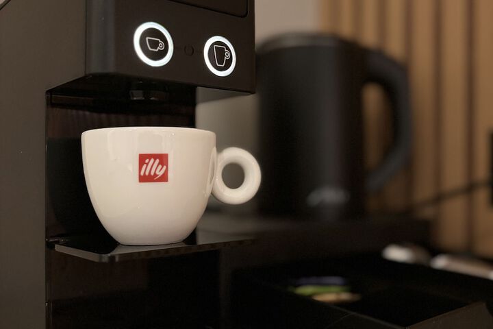 Breakfast/Coffee Service 47 of 79