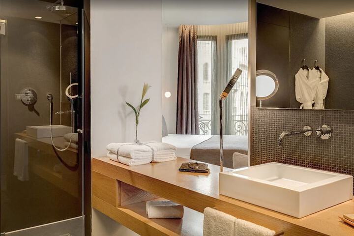 Clean Restrooms