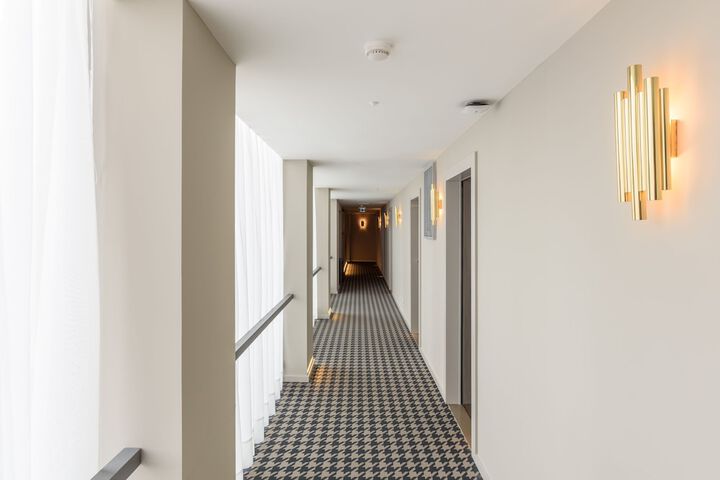 Business Center 38 of 42