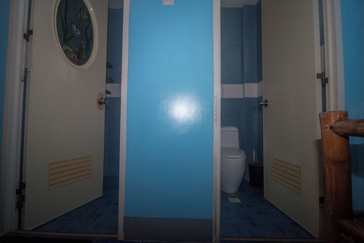 Room 79 of 210