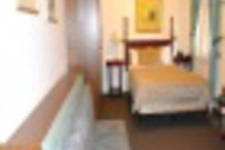 Room 579 of 768