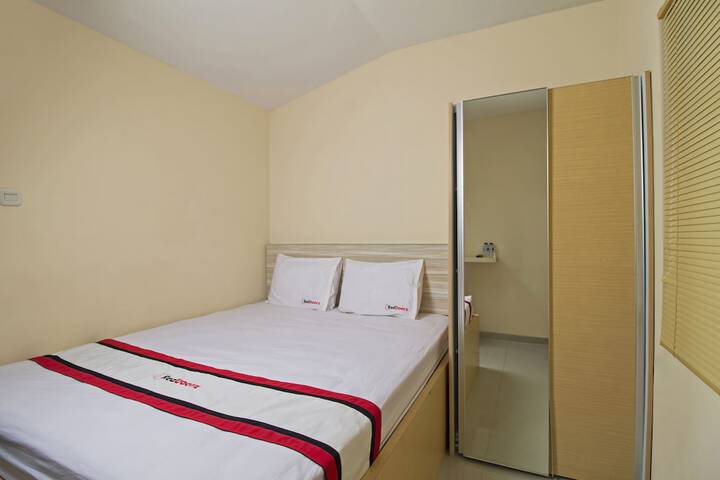Room 6 of 20