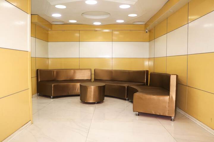 Hotel Interior 4 of 31