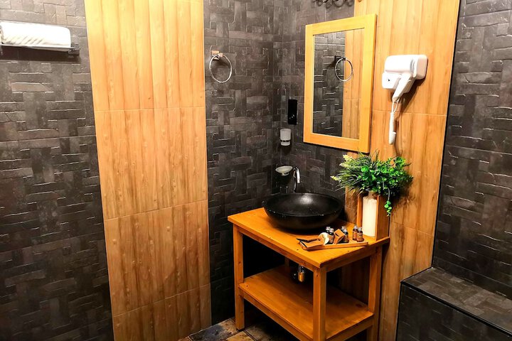 Room 61 of 78