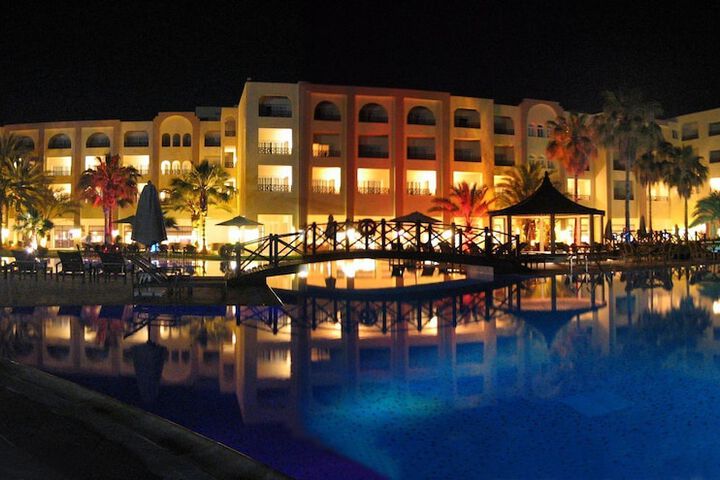 Pool Hotel