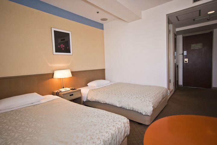 Room 58 of 120