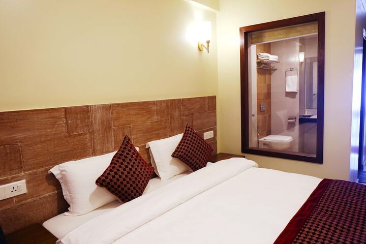 Room 7 of 57