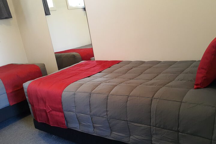 Room 8 of 68