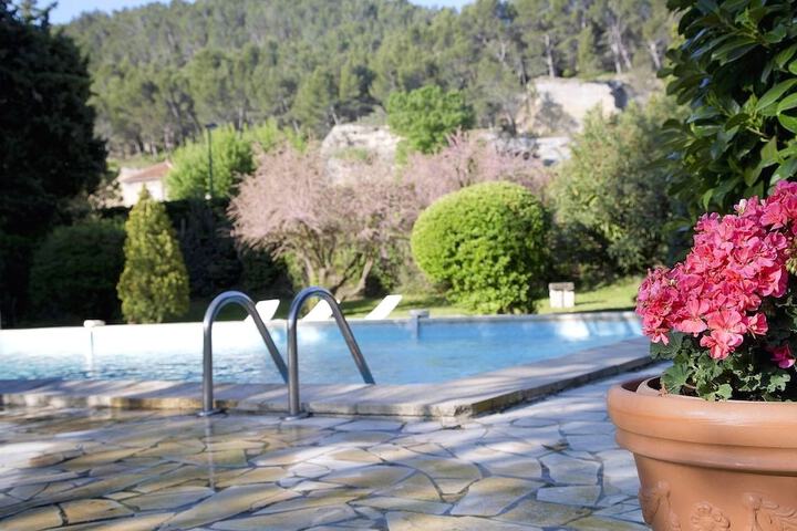 Pool 32 of 57