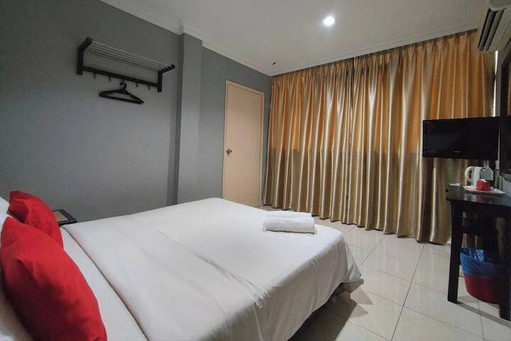 Room 30 of 54