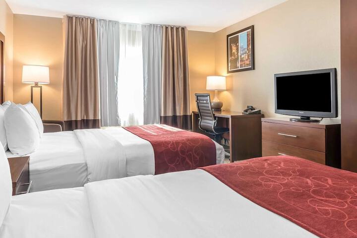 Suite 2 Queen Beds (4 of 17)