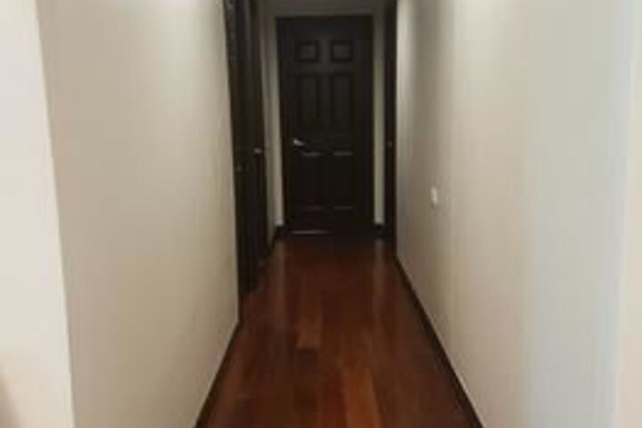 Room 40 of 127