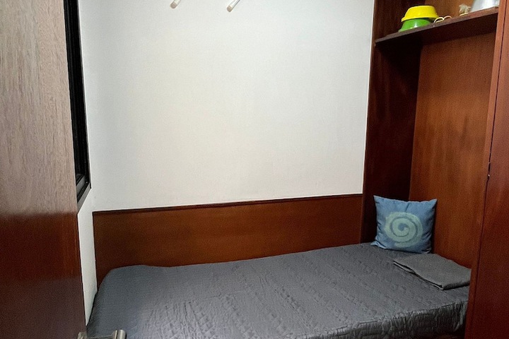 Room 38 of 487
