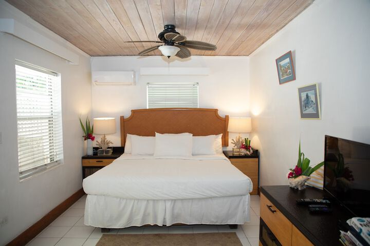 Room 15 of 84
