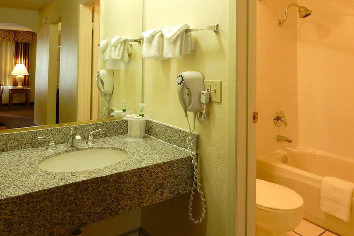 Room 54 of 138