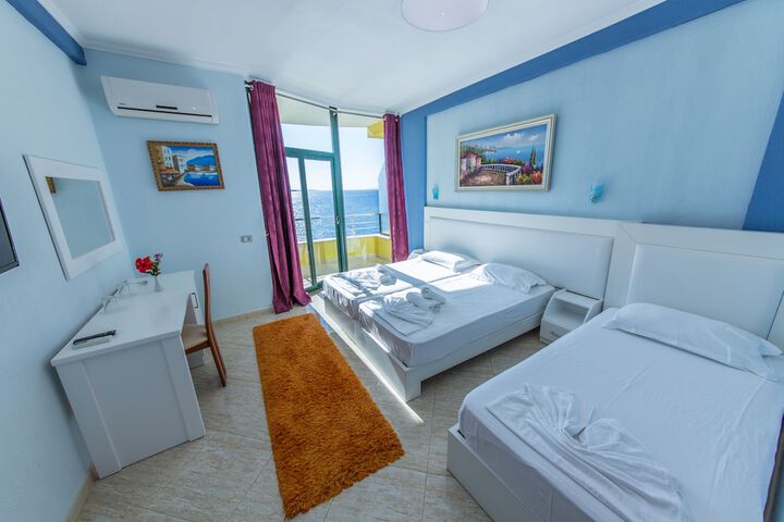 Room 10 of 69