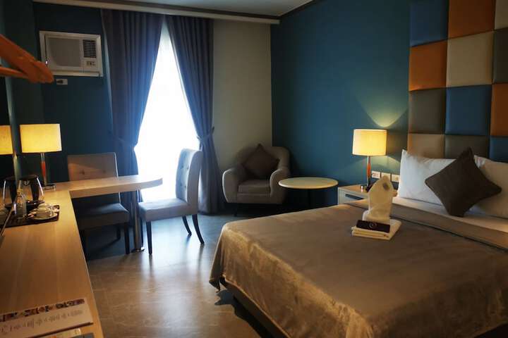 Room 4 of 21