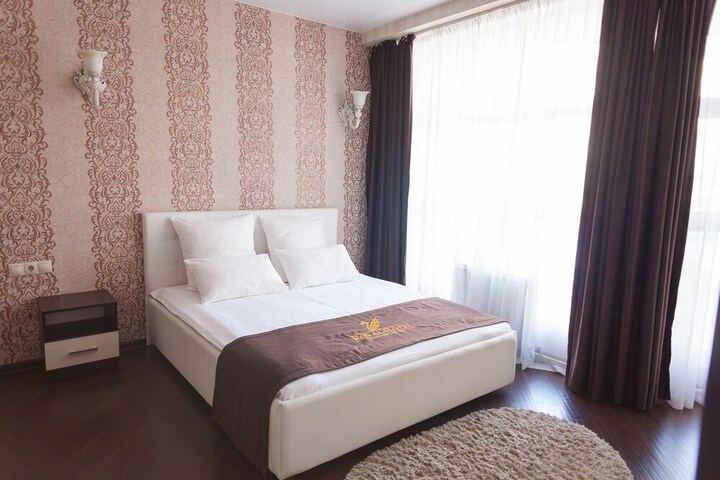 Room 44 of 67