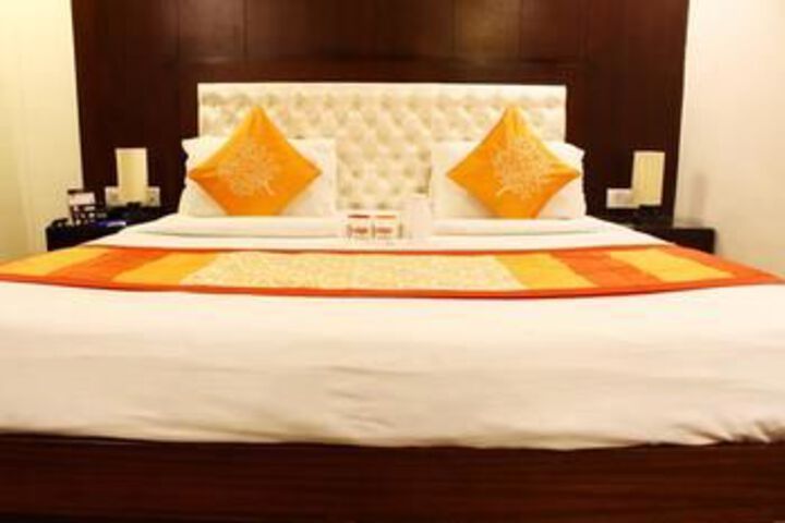 Room 17 of 26
