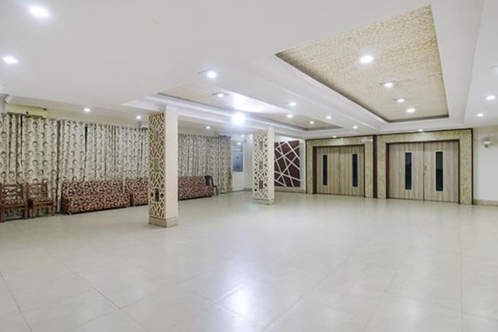 Hotel Interior 4 of 40
