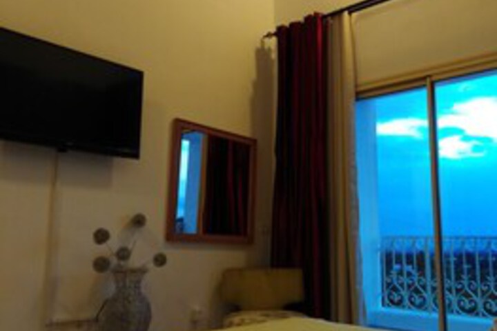 Room 47 of 69