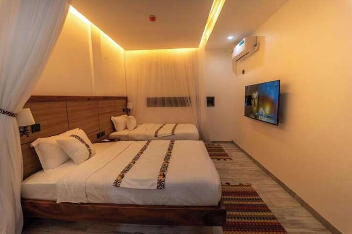Room 5 of 47