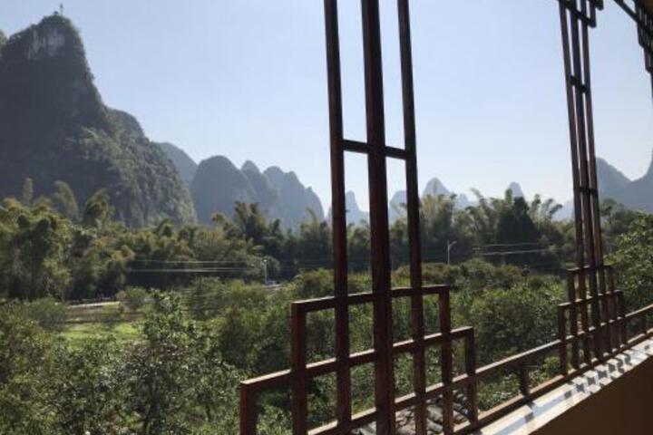 YANGSHUO BEAUTIFUL VIEW HOLIDAY INN