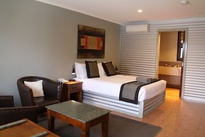 Room 13 of 43