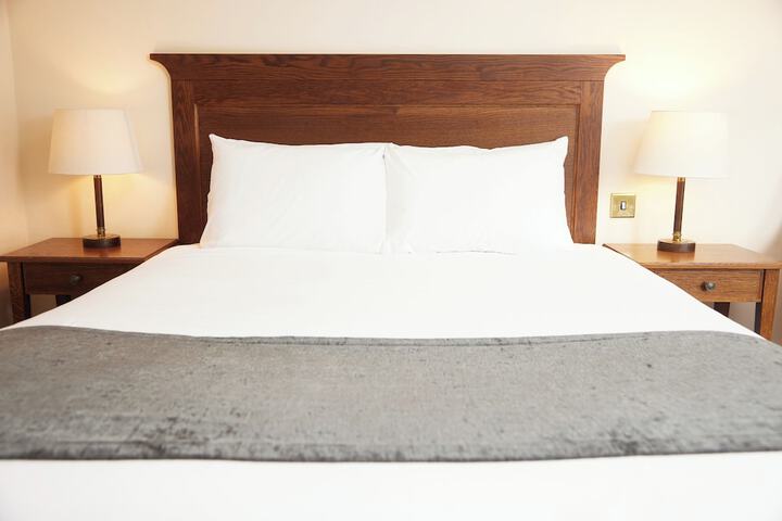 Room 2 of 46