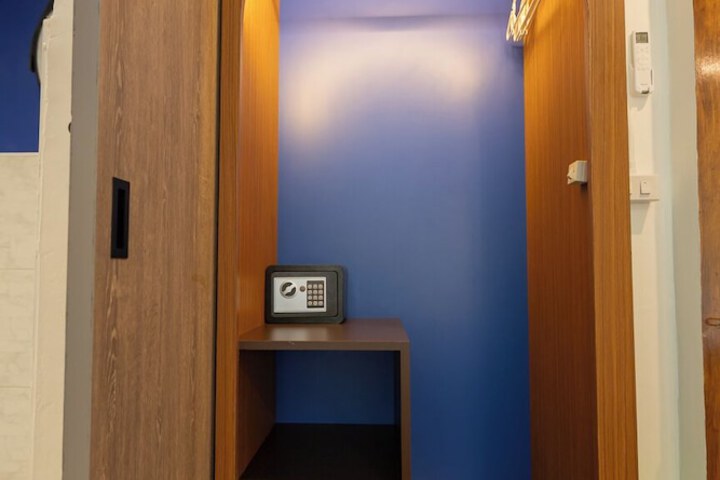 Room 30 of 132