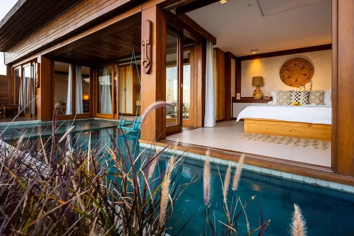 General 6 of 8