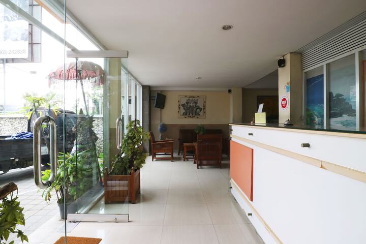 Hotel Interior 4 of 32