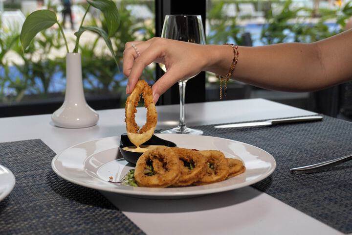 Dining 59 of 86