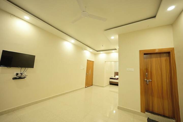 Room 19 of 90