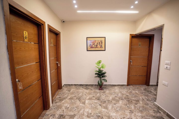 Ballroom/Hall 63 of 77