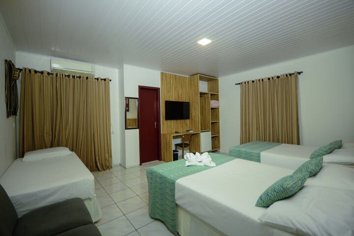Room 18 of 29