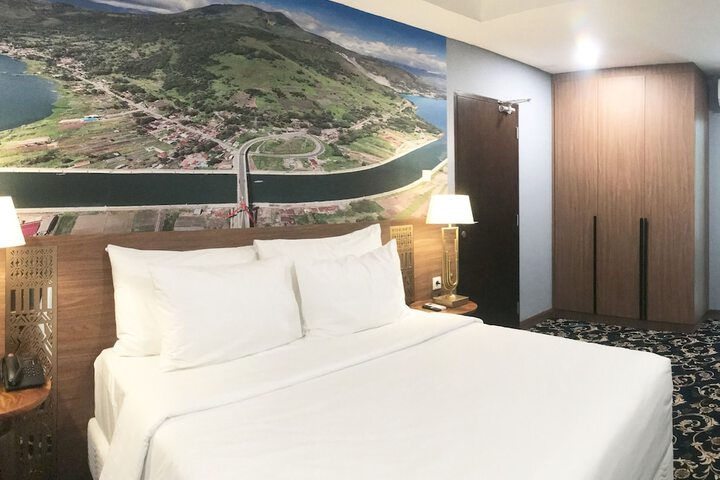 Room 15 of 31