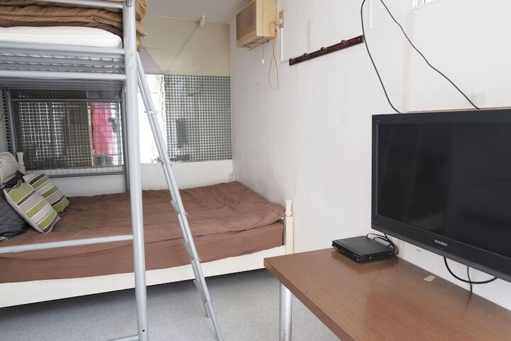 Room 15 of 75