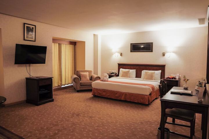 Room 8 of 52